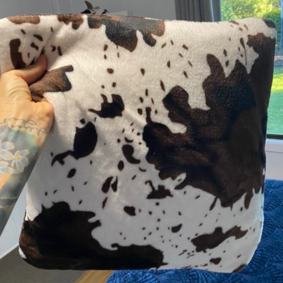 Faux Cow Print Cushion Cover (Case Only) - Picture 6 of 10